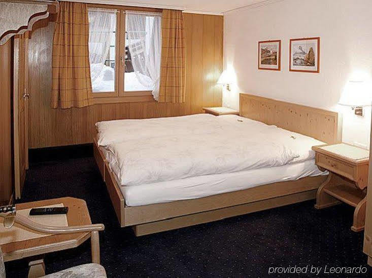 Petit Helvetia Budget Hotel Zermatt Rom bilde
